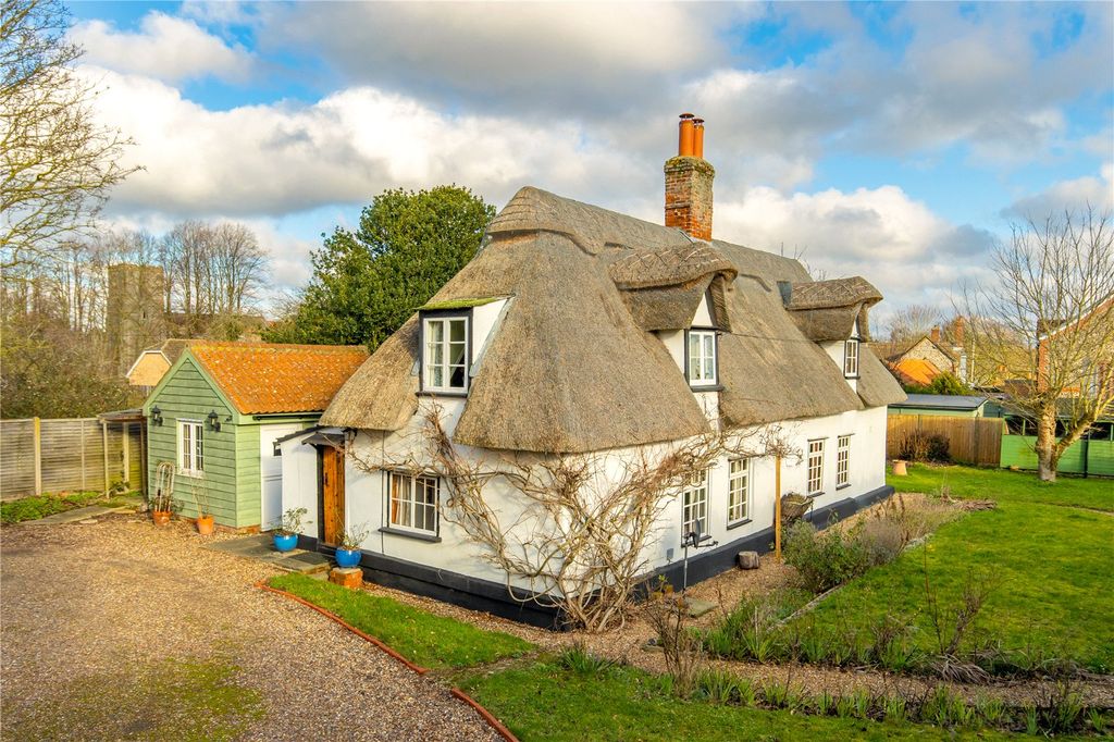 Property photo 1 of 18 Front