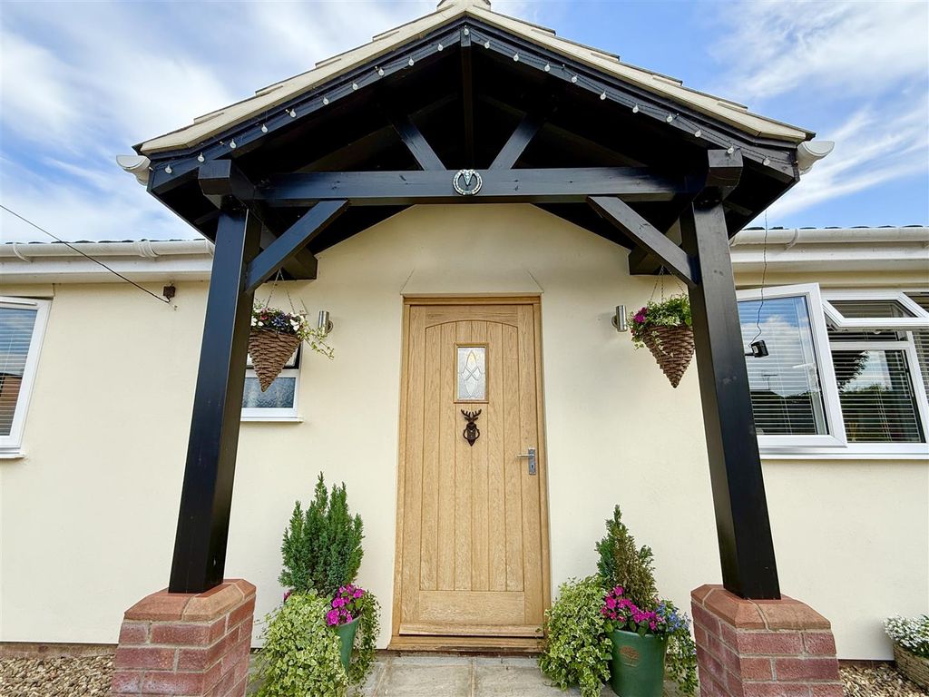 Property photo 3 of 24 Entrance Porch