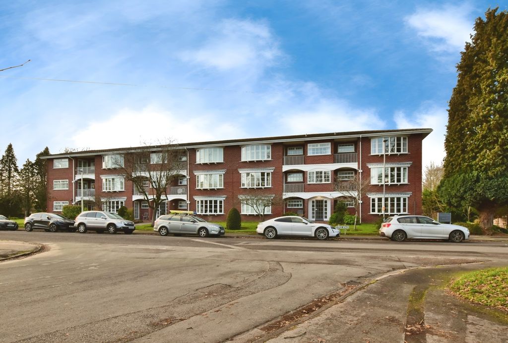 Property photo 3 of 13 Building Elevation