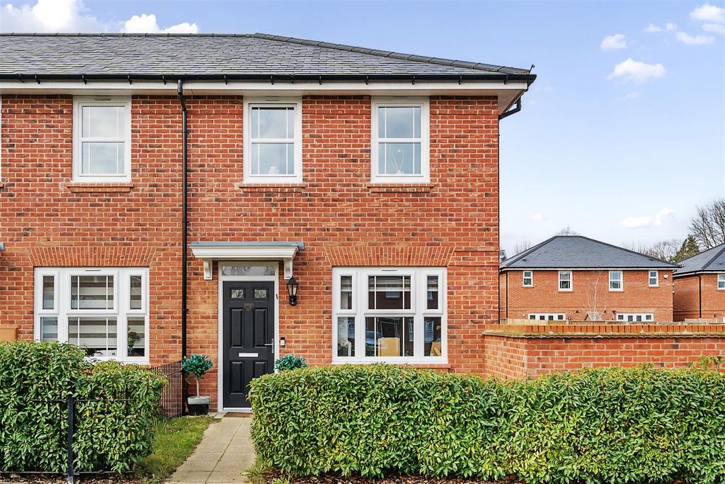 Property photo 1 of 16 Exterior: