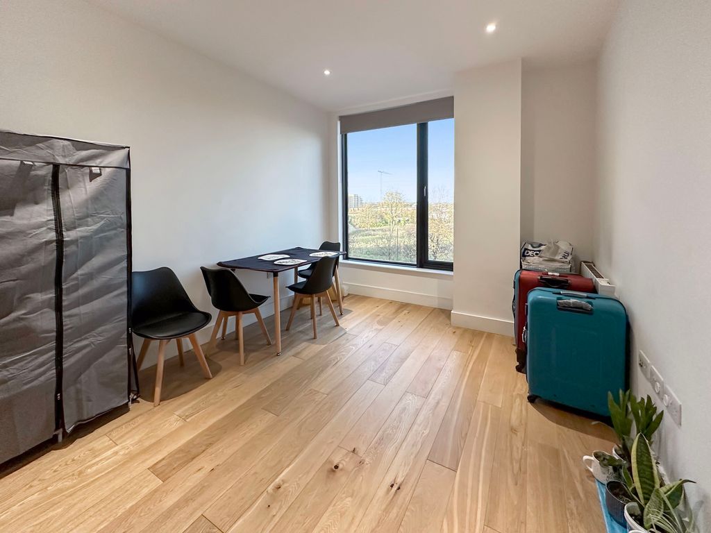 Property photo 3 of 6 Photo 3