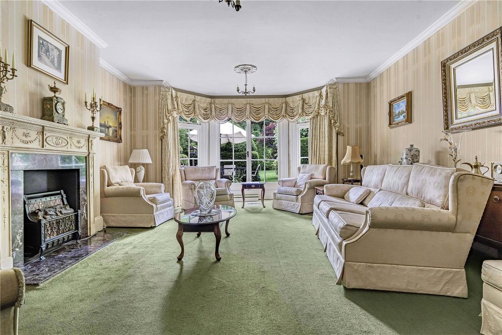 Property photo 3 of 20 Drawing Room