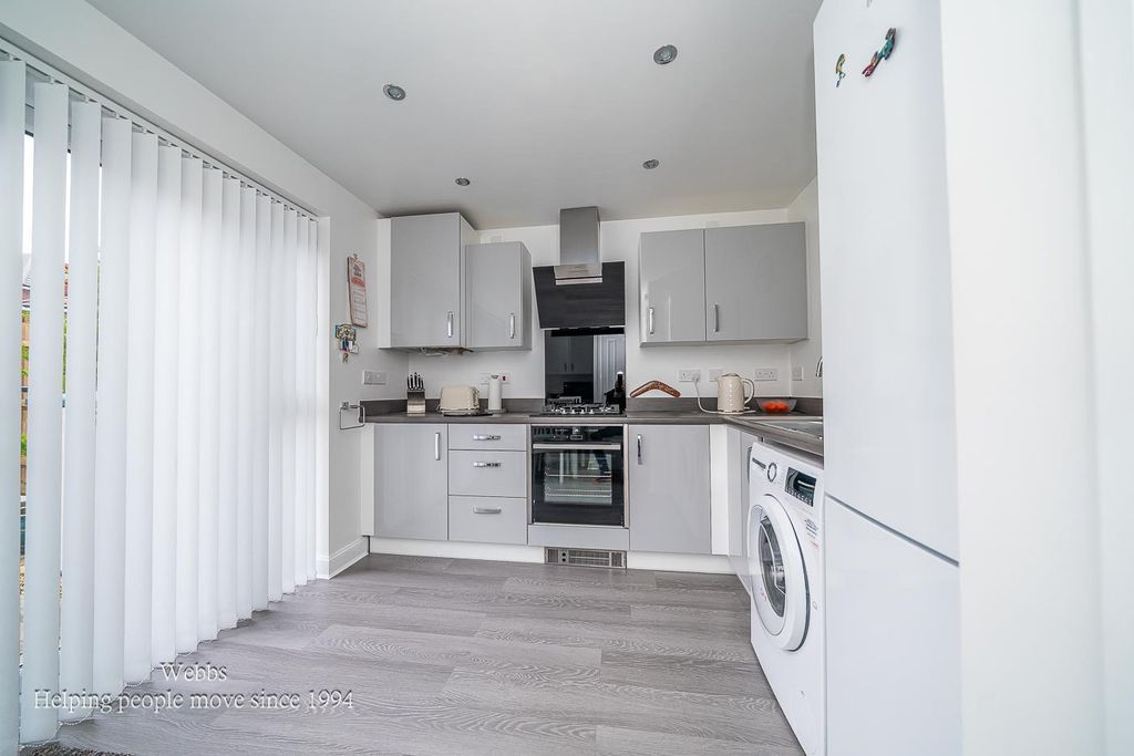 Property photo 2 of 23 Webbs-11.Jpg