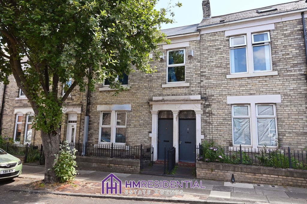 Property photo 1 of 1 2 Bedroom Ground Floor Flat On Dilston Road, Newcastle Upon Tyne, Tyne And Wear, Ne4 5Aa £850.00 Pcm From 01/08/2026