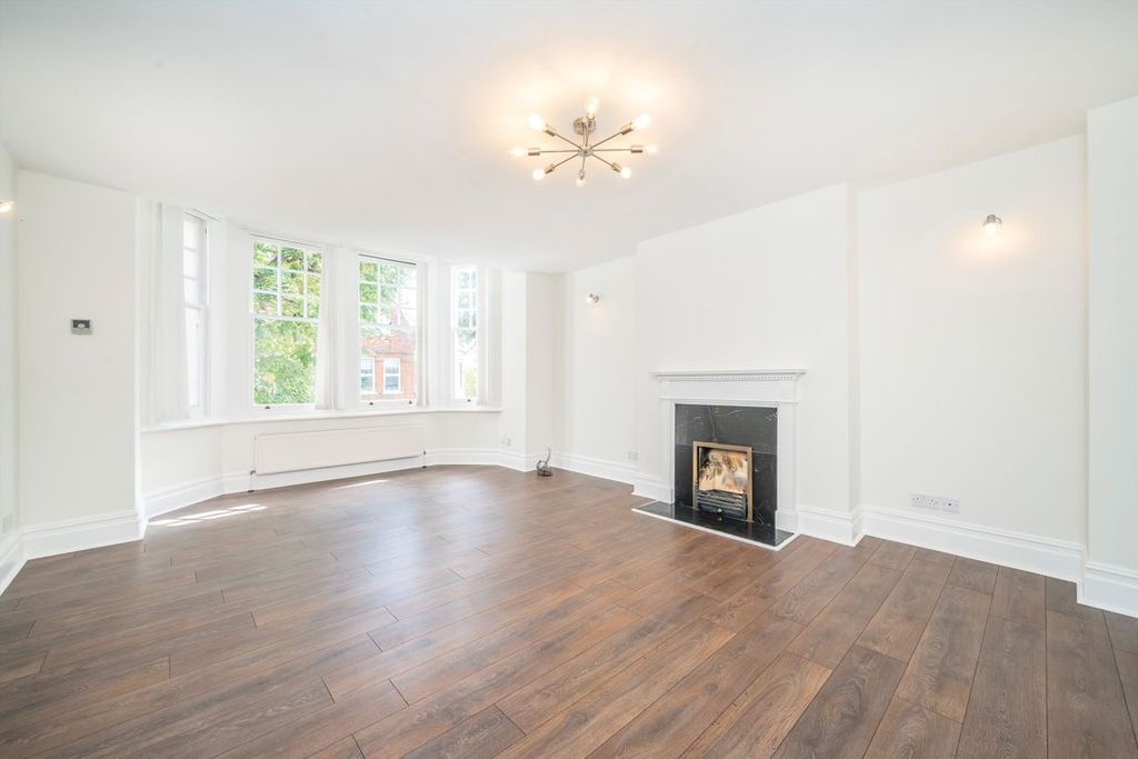 Property photo 2 of 5