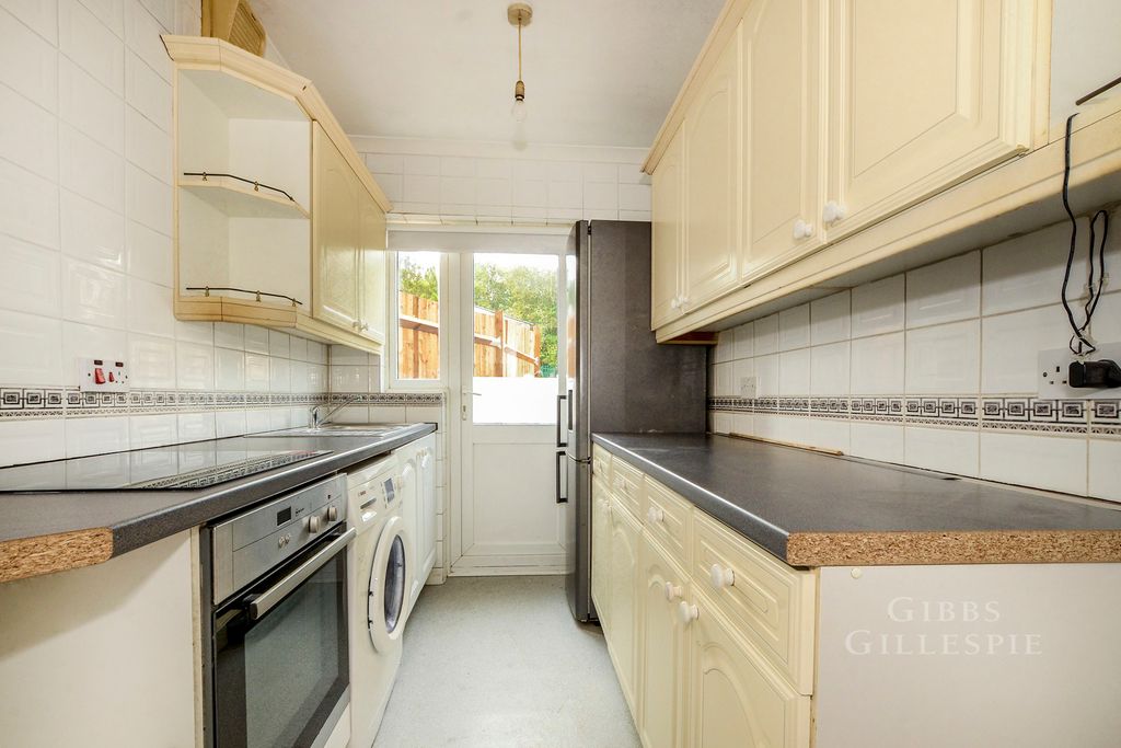 Property photo 1 of 16 Pbox-Img.Jpg