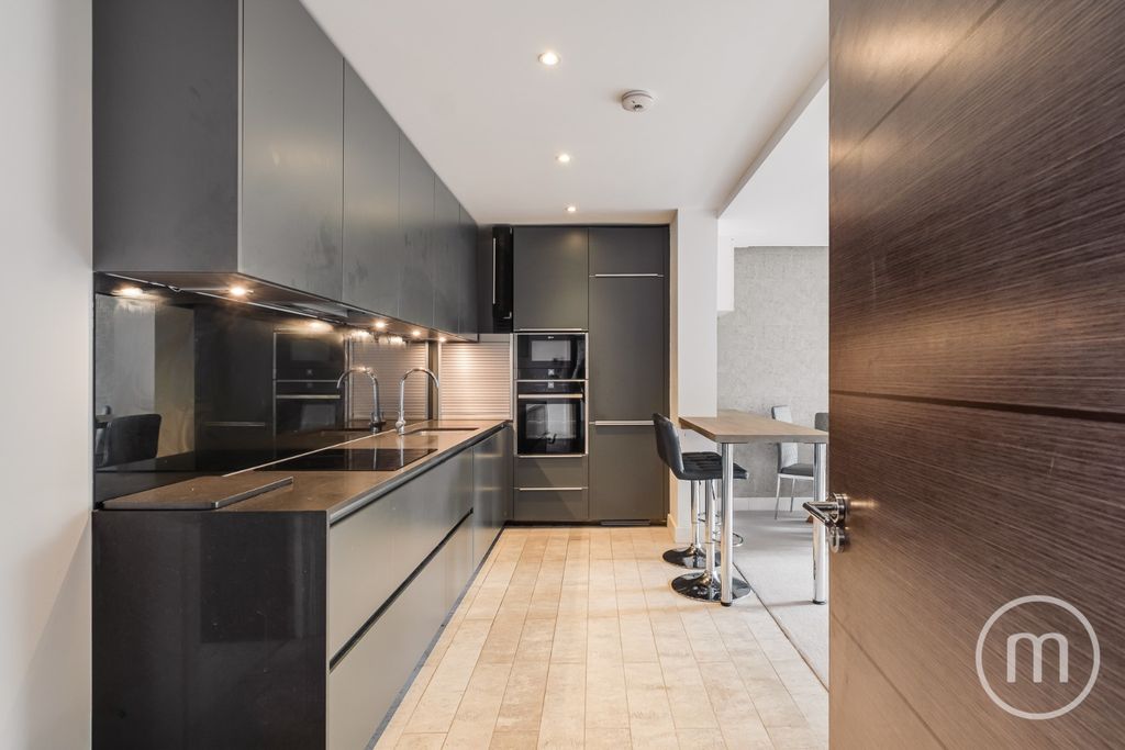 Property photo 2 of 15 5077195