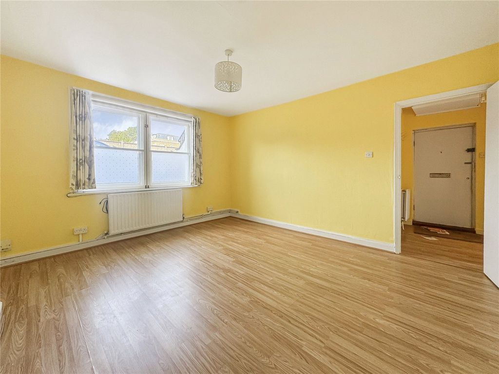 Property photo 2 of 11 Reception Room