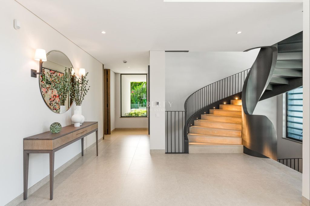 Property photo 3 of 30