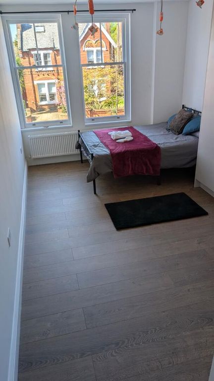 Property photo 1 of 9 Bedroom