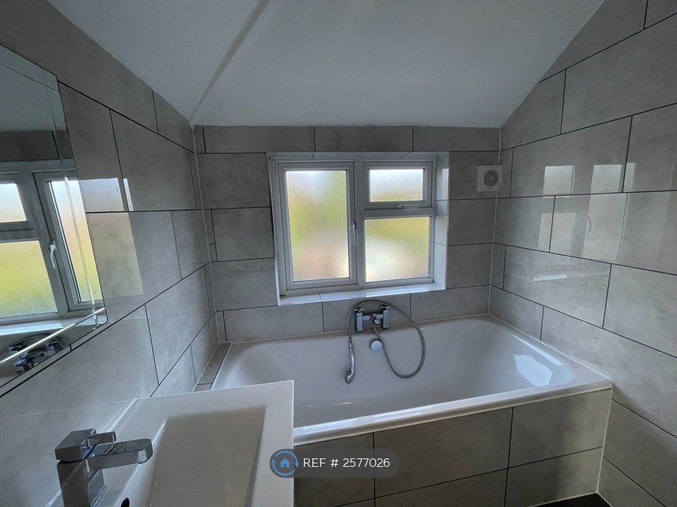 Property photo 3 of 30