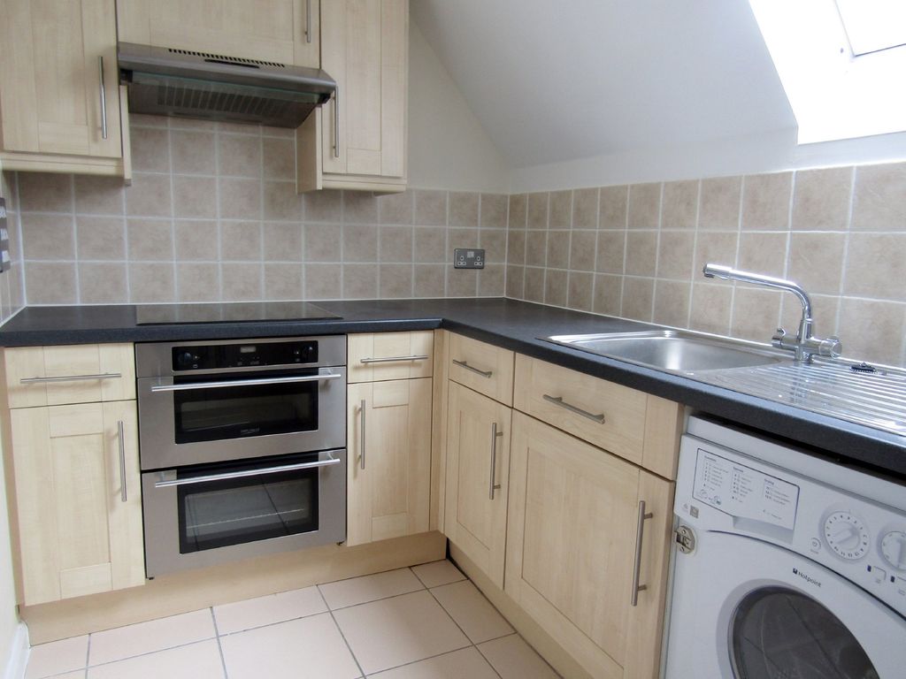 Property photo 2 of 10 Photo 02