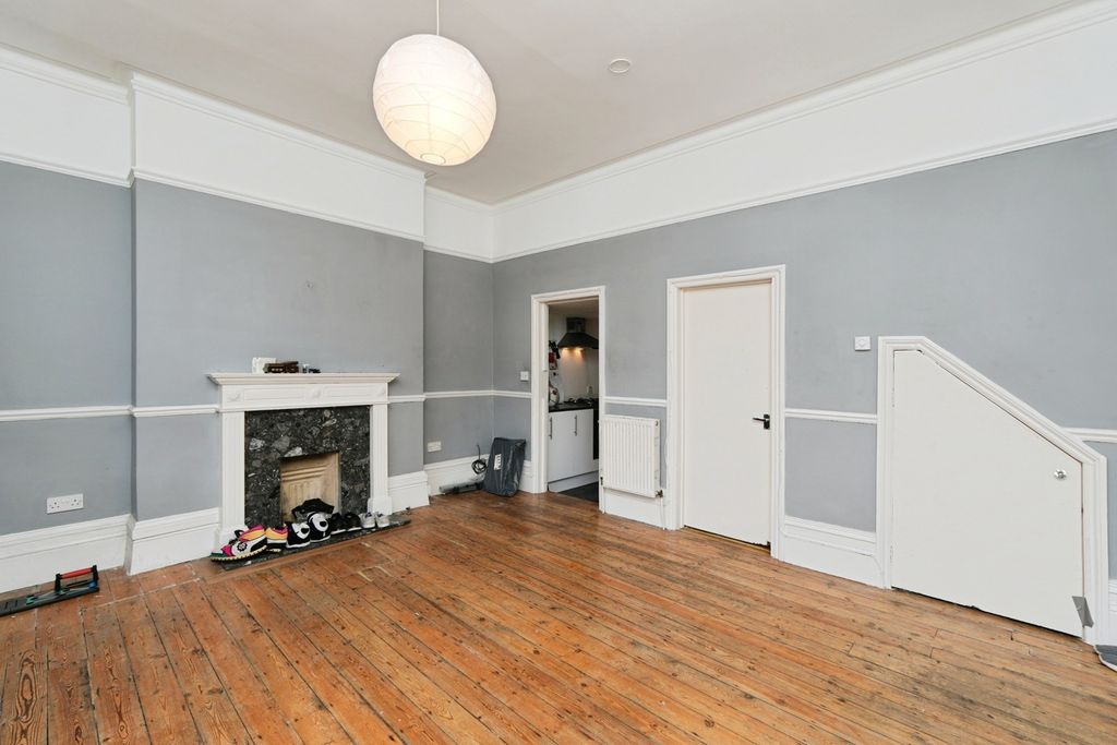 Property photo 3 of 7 Pbox-Img.Jpg