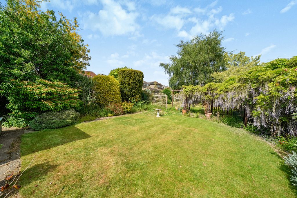 Property photo 2 of 25 1289745236835B4521E415