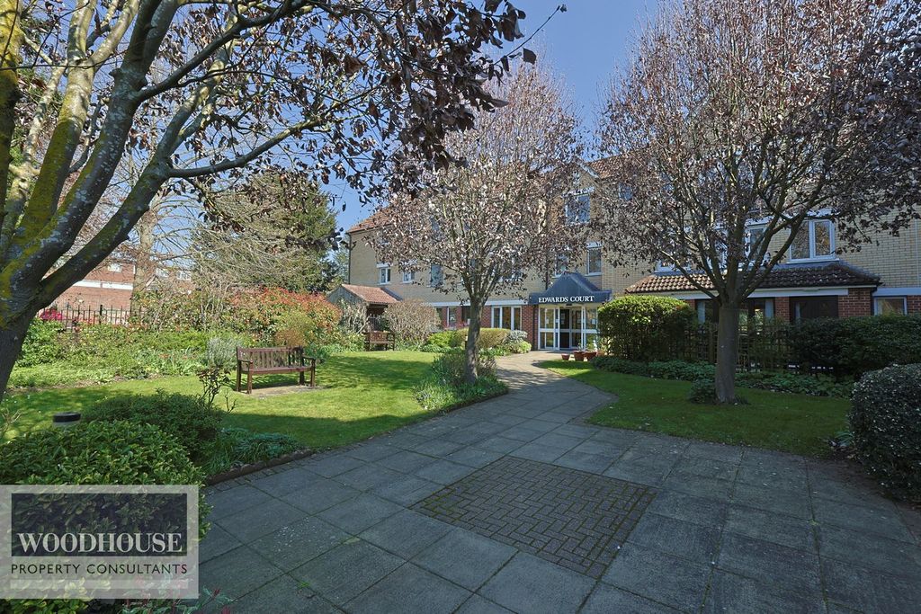 Property photo 1 of 14