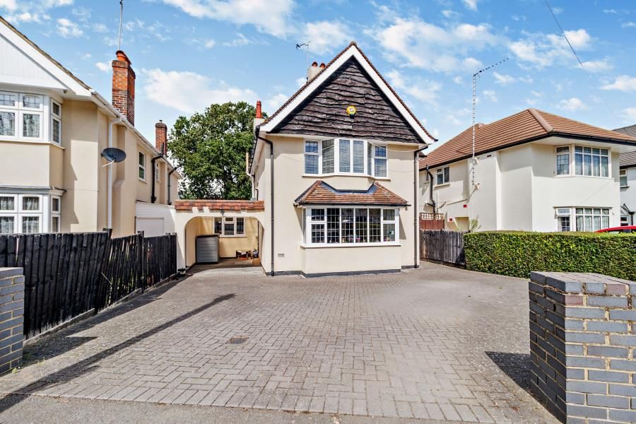 Property photo 1 of 11