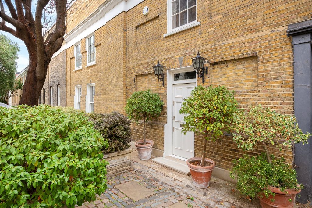 Property photo 2 of 18 Picture No. 23