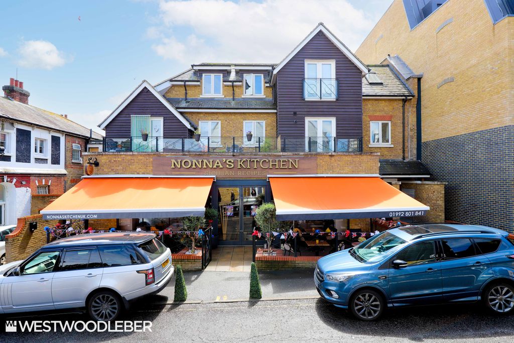 Property photo 3 of 4