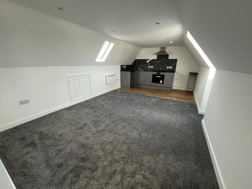 Property photo 3 of 6 Open Plan Living.Jpeg