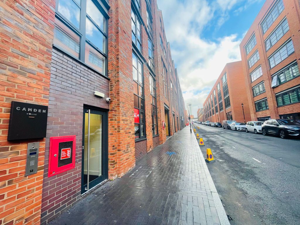 Property photo 1 of 10