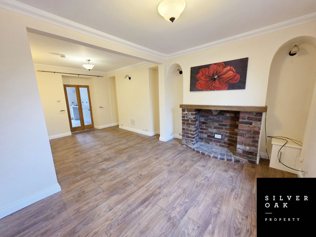 Property photo 2 of 11 13 M (2)