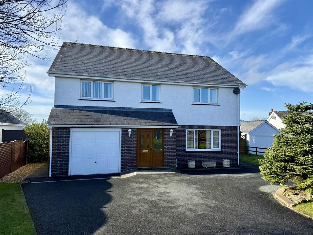 Property photo 2 of 64 Da451Dfe-7C0B-47E2-9908-Deb04EE915A7.Jpeg