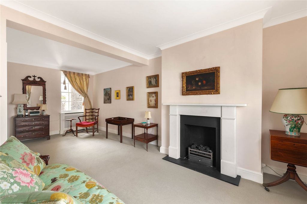 Property photo 3 of 11 Picture No. 02