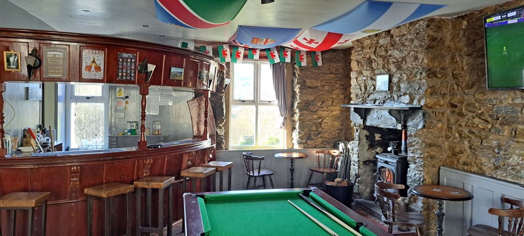 Property photo 3 of 21