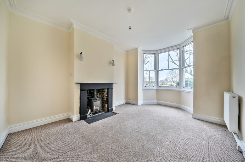 Property photo 2 of 28 -69B7F69E7A32A-l-1429923-10-69B318Eb49B08