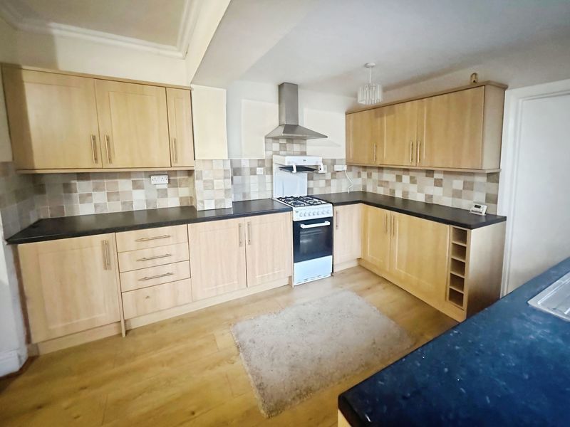 Property photo 3 of 12 Photo 10