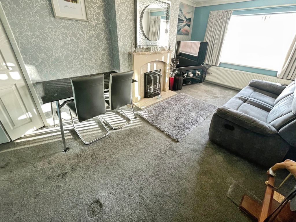 Property photo 2 of 14 Lounge Diner