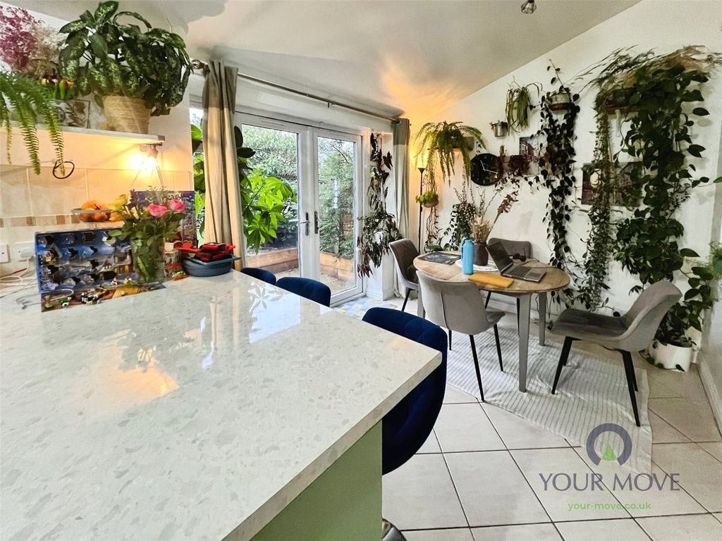 Property photo 3 of 13 Picture No. 01