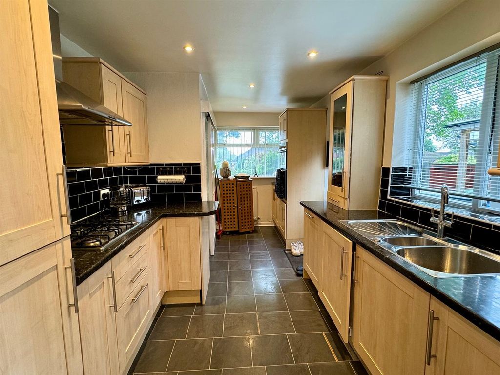 Property photo 3 of 13 Img_0834.Jpg