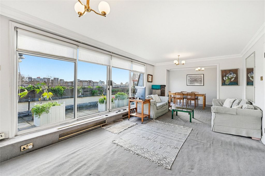 Property photo 2 of 13 Reception Room