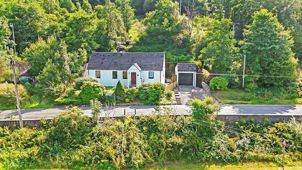 Property photo 2 of 48
