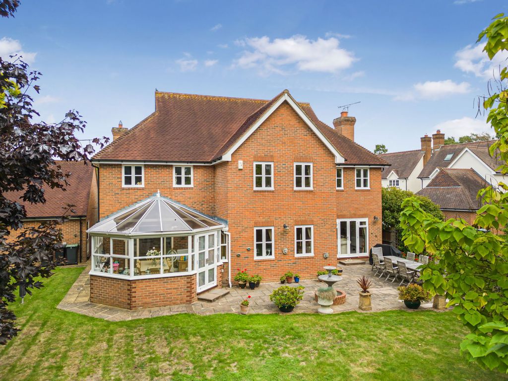 Property photo 2 of 40