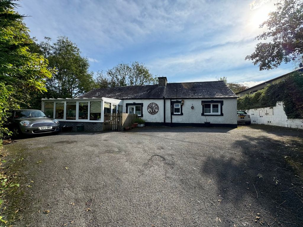 Property photo 1 of 39