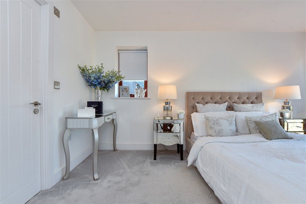 Property photo 3 of 13 Bedroom 1