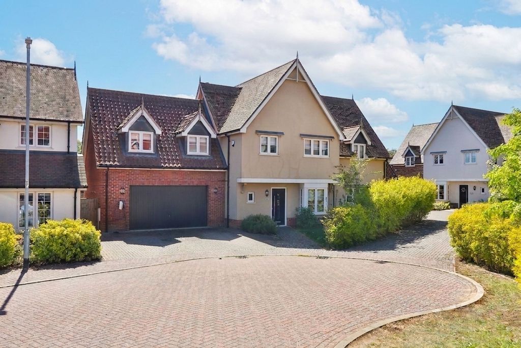 Property photo 1 of 24
