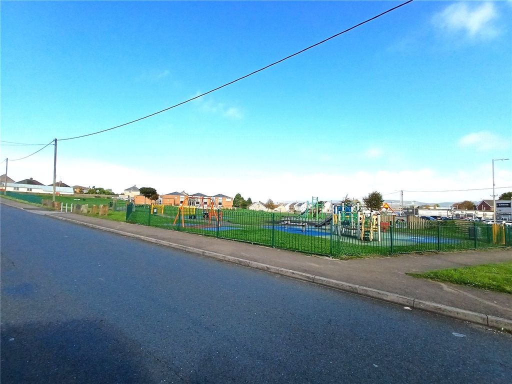 Property photo 3 of 18 Picture No. 36