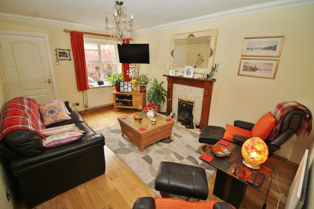 Property photo 2 of 19