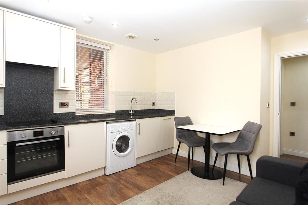 Property photo 2 of 5 Kitchen.Jpg