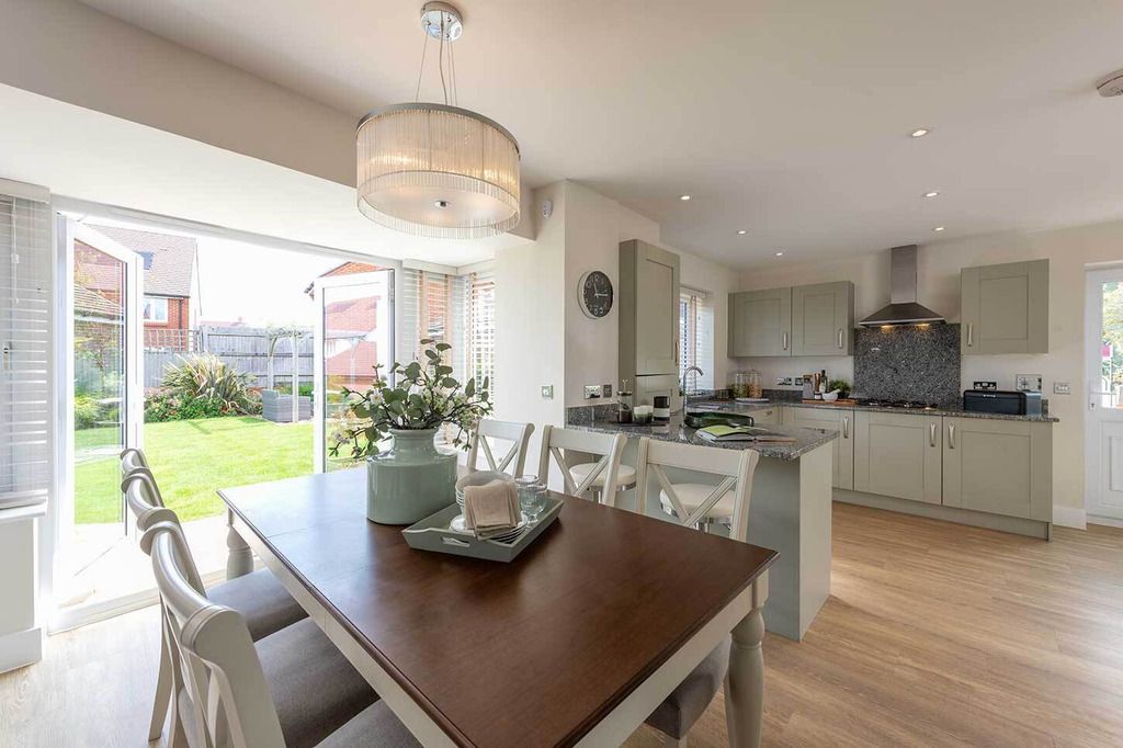 Property photo 2 of 11 Typical Interior_1450x966