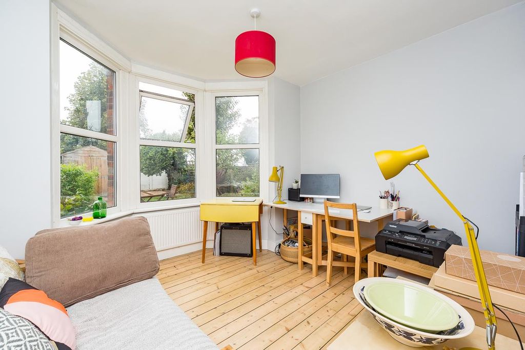 Property photo 2 of 16