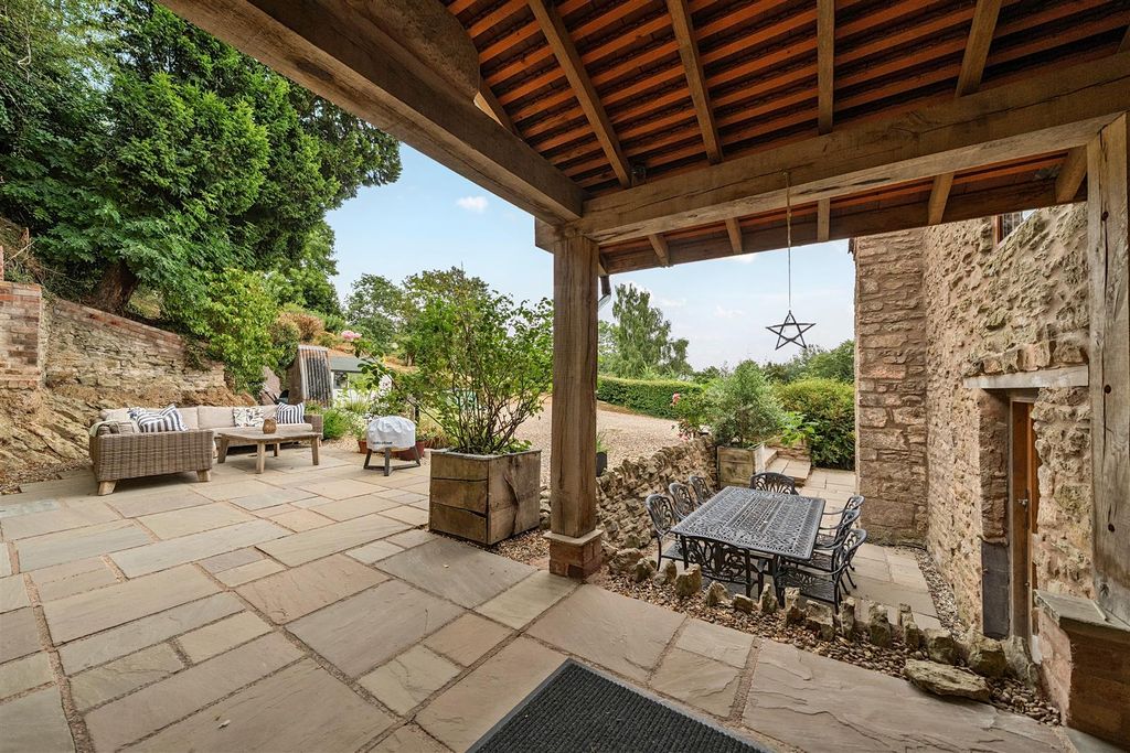 Property photo 3 of 33 1499573-29-6A71Cce8Baa98.Jpg