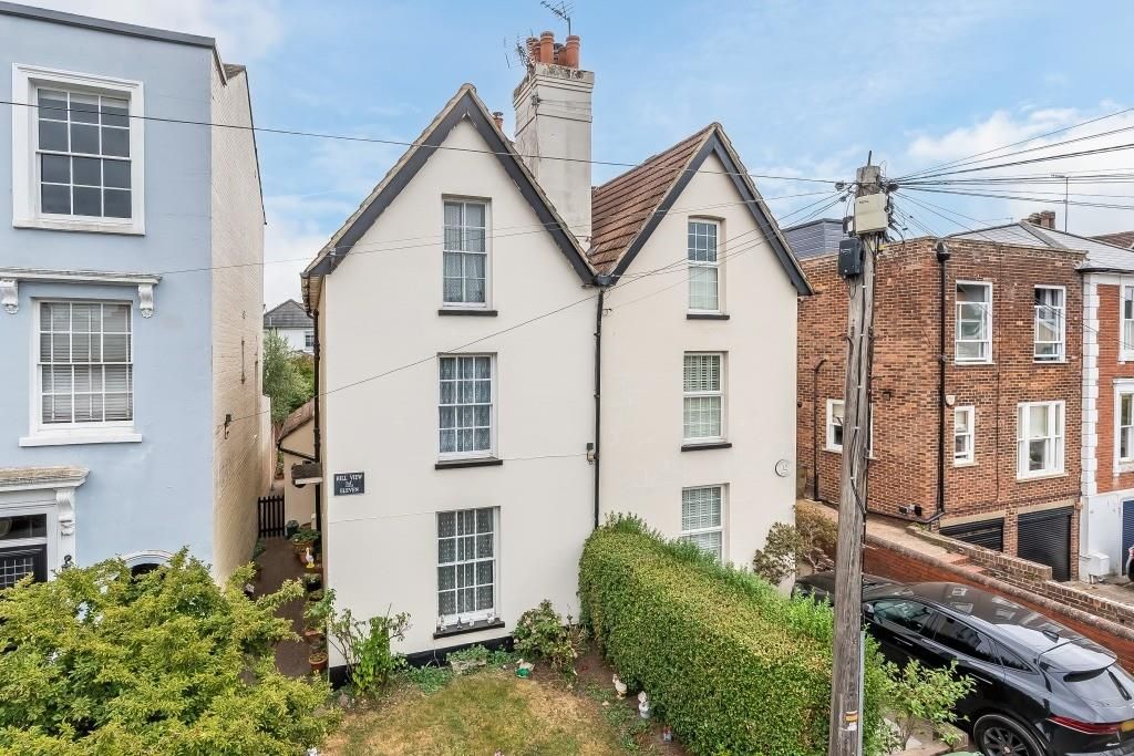 Property photo 1 of 14 11-Arundel-Road-25.Jpg