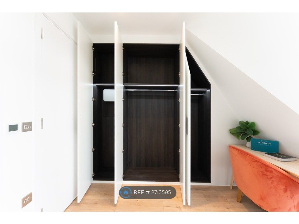 Property photo 2 of 26