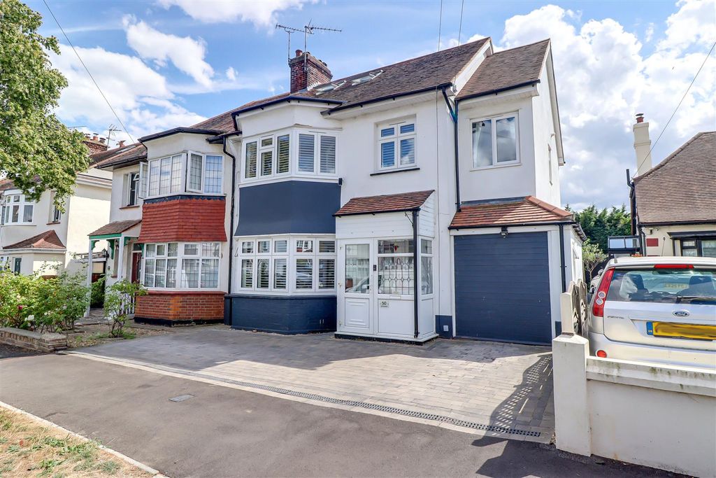 Property photo 1 of 33