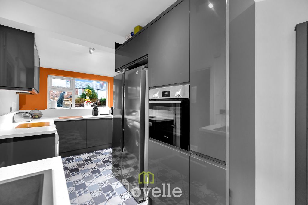 Property photo 3 of 25