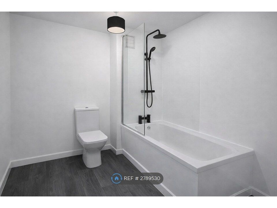 Property photo 2 of 5 Bathroom